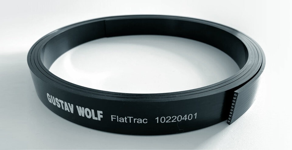 Cinghia piatta FlatTrac Gustav Wolf in poliuretano avvolta in rotolo